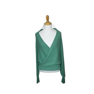 Dreamers by Debut Green Wrap Bat Wing Cropped Sweater Size Large flaws